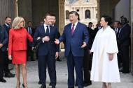 Xi attends welcome ceremony held by Macron